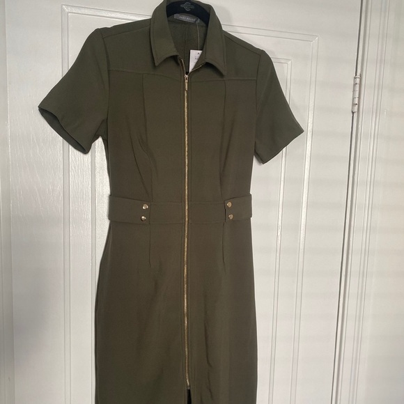 Suzy shier NWT green zipper dress​ - Picture 1 of 1